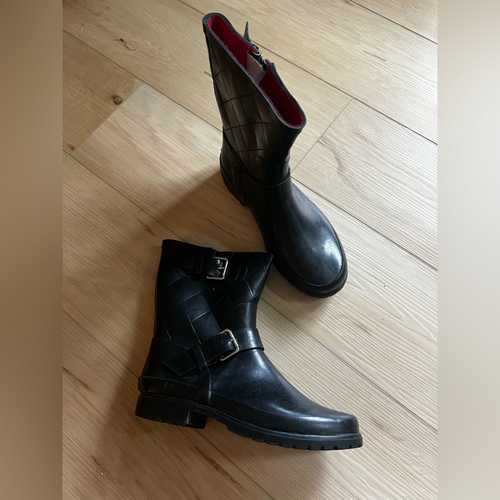 Gently Worn - Sperry Rain Boots (size 7.5)